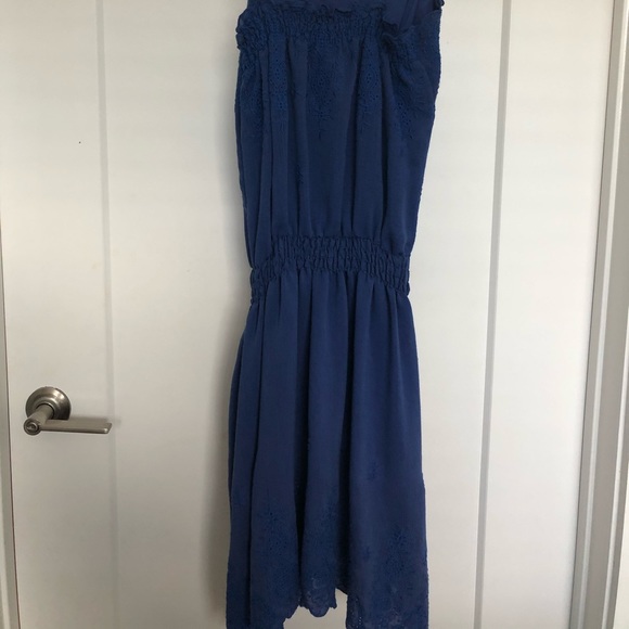 Chelsea and violet dress - Picture 2 of 3